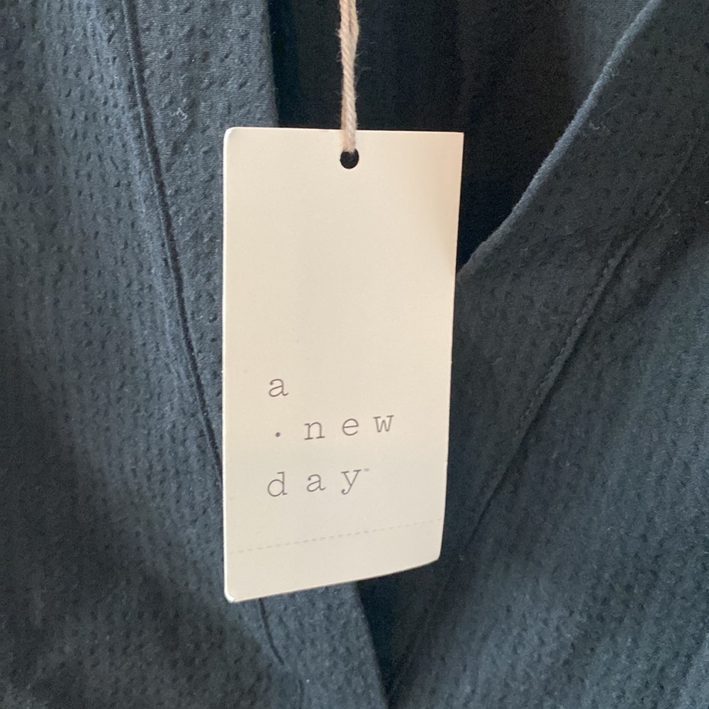 NWT Target Textured Blouse - Picture 3 of 8